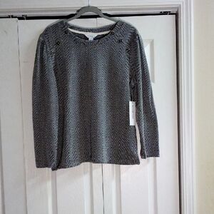 Liz Claiborne Monochrome Herringbone Top 🛍️2/$12